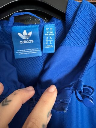 Chaqueta adidas
