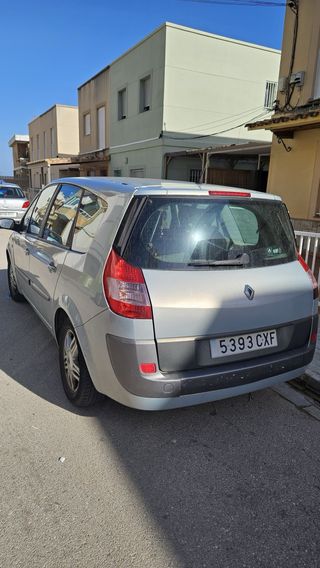 Renault Grand Scenic 2004