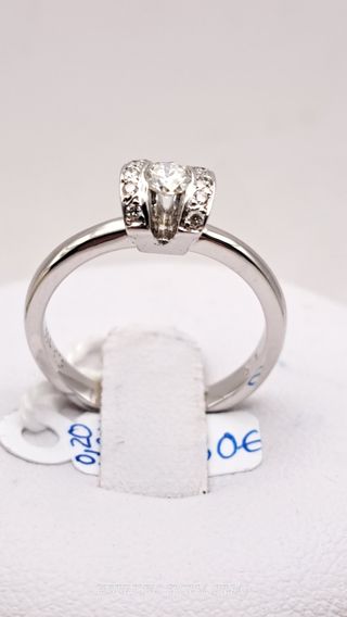 ANILLO ORO 18K DIAMANTE 