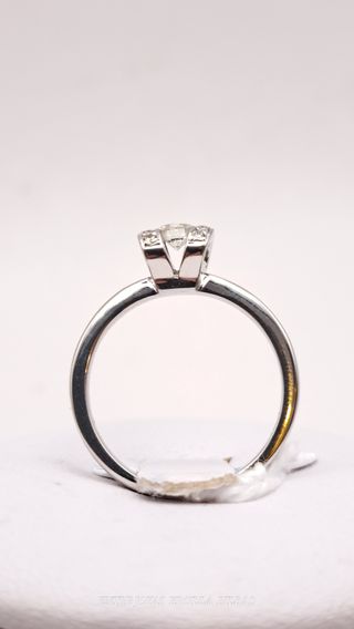ANILLO ORO 18K DIAMANTE 