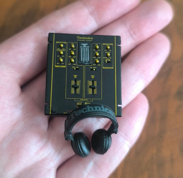 Technics miniatura 1200 dj