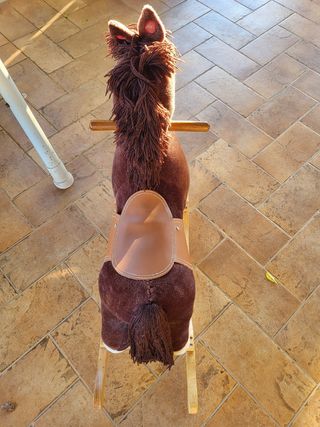Cavallo a dondolo 
