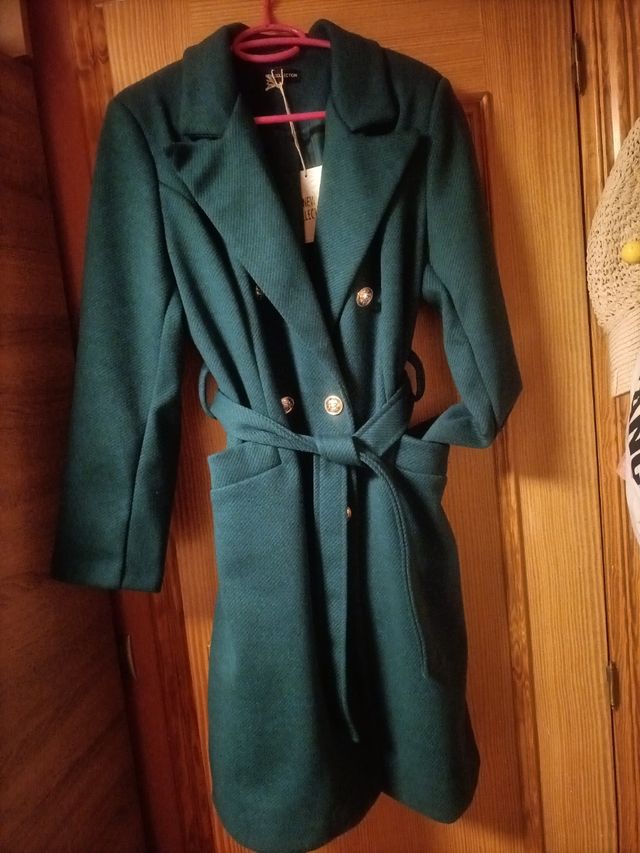 Abrigo nuevo Talla unica