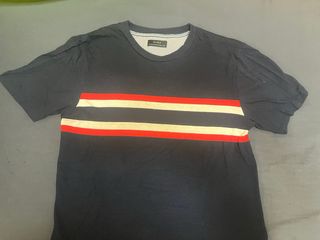 Camiseta zara