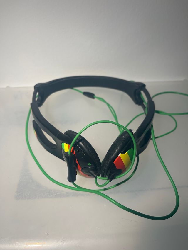 Cascos auriculares skullcandy rasta