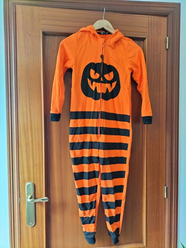 Varios disfraces niño