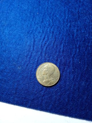 Moneda 20 céntimos franceses 1984