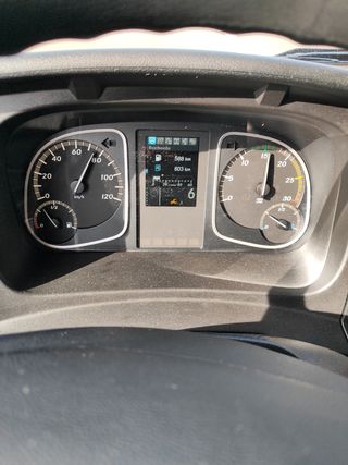 mercedes atego 818
