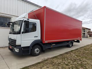 mercedes atego 818