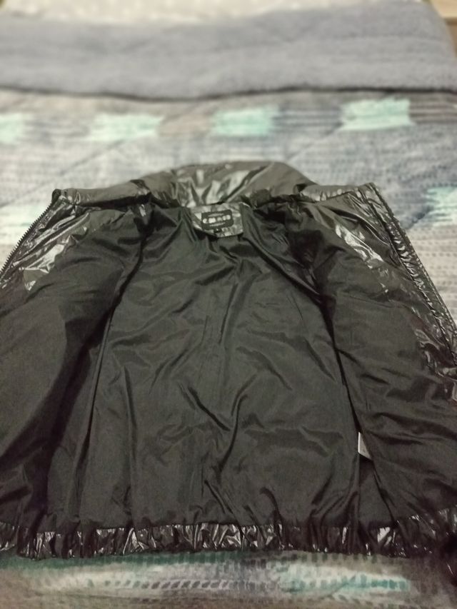 Cazadoras 2 brillo negras