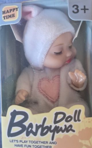 Baby abbigliamento e mini bambolina