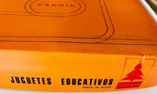 Juguetes educativos de madera: trenes y carril