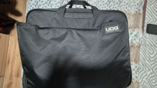 Mesa de mezclas Dennon