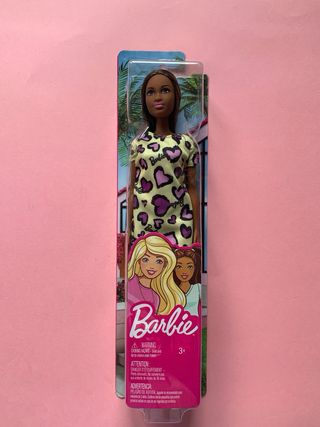 Muñeca Barbie Chic corazones Sku ghw47 Año 2019