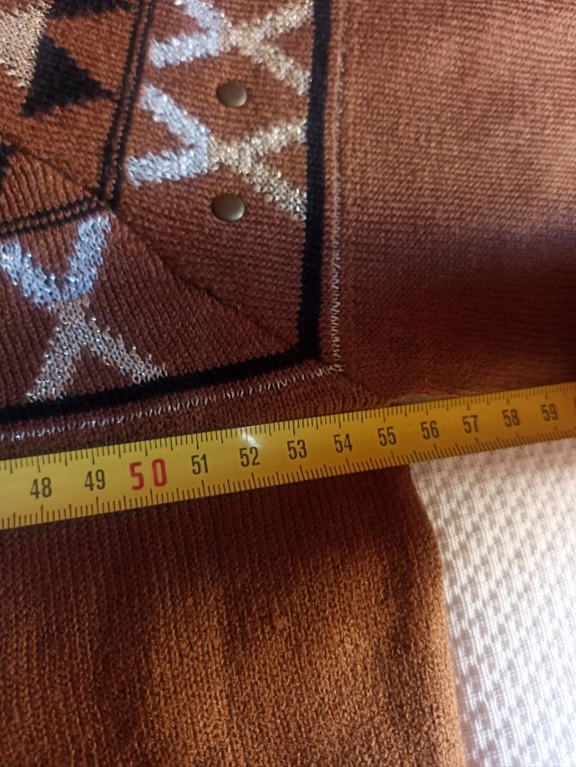 Jersey marrón de Cortefiel