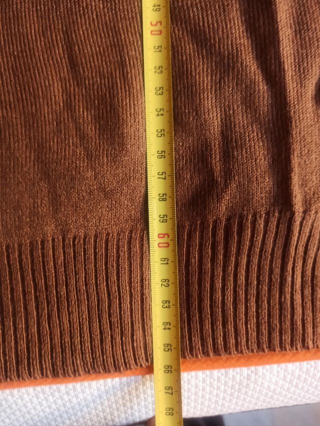 Jersey marrón de Cortefiel