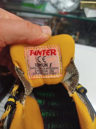 Zapatos de seguridad Panter semi nuevas