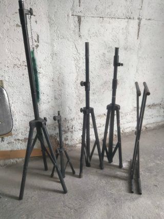 Equipos de sonido. Altavoces, mesa de sonido