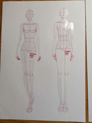 Modelli per disegnare schizzi di moda