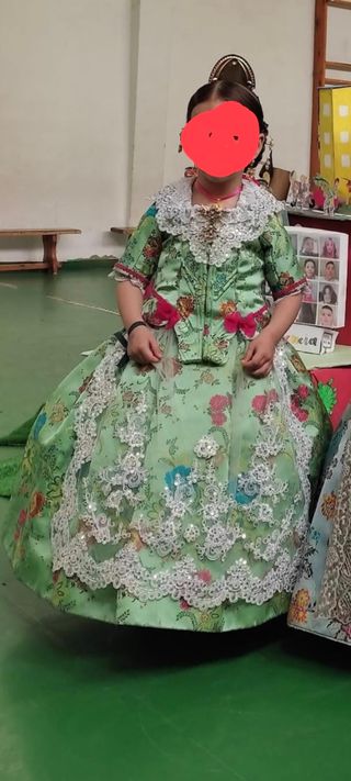 Trajes fallera niña