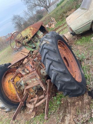 Tractor antiguo