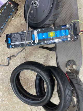 Xiaomi m365 BATERIAS Y MÁS cosas para reparar 
