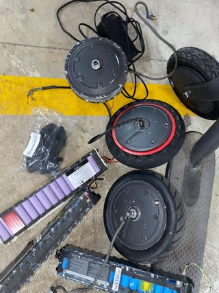 Xiaomi m365 BATERIAS Y MÁS cosas para reparar 