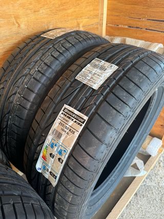 Cuatro neumaticos nuevos sin utilizar