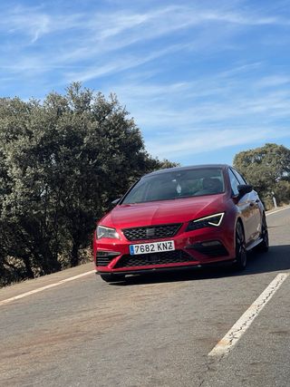 SEAT Leon Cupra Performance