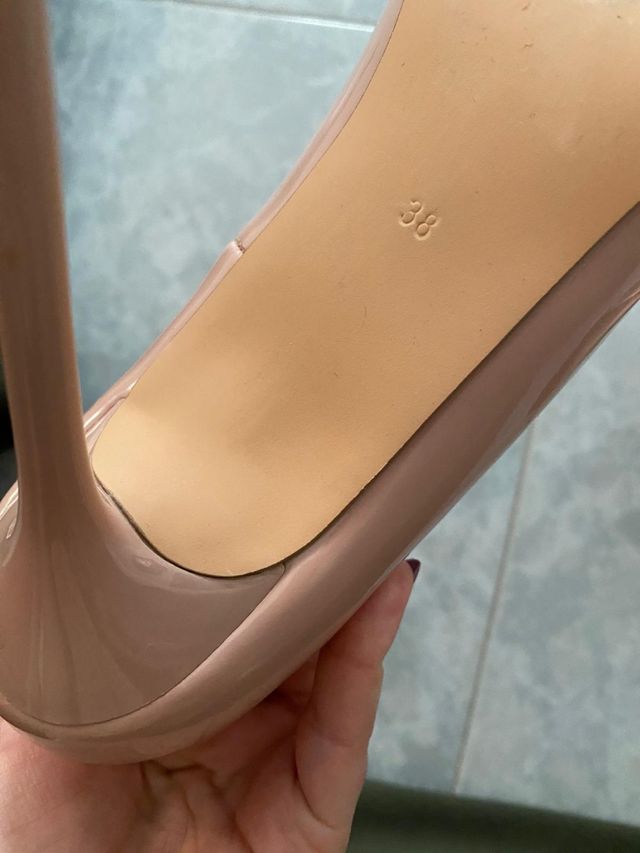 Zapatos sttiletos rosa