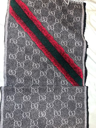 Bufanda de gucci original