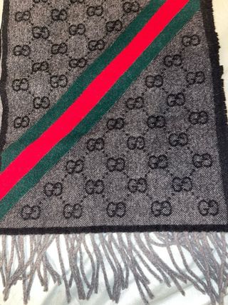 Bufanda de gucci original
