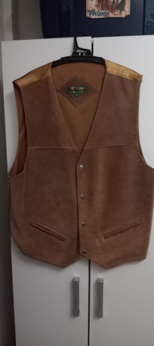 CHALECO DE PIEL VACUNA AUTENTICA.