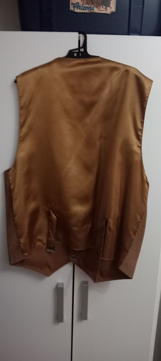 CHALECO DE PIEL VACUNA AUTENTICA.