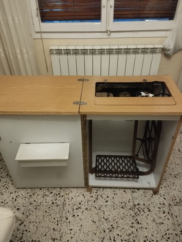 Maquina de coser Singer