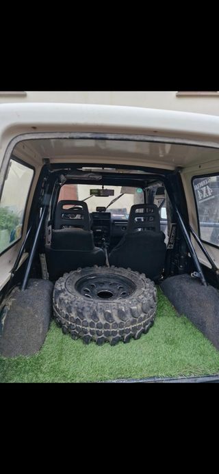 Suzuki Samurai 1991
