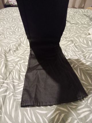 Pantalón efecto cuero PushUp SuperFlare 