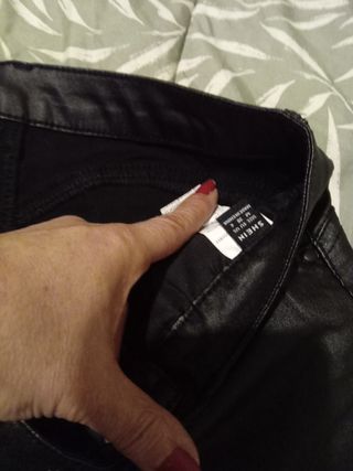 Pantalón efecto cuero PushUp SuperFlare 
