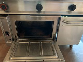 COCINA; REPAGAS 3 FUEGOS EN LINEA CON HORNO A GAS