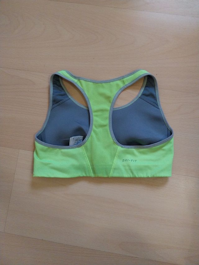 Sujetador deportivo Nike