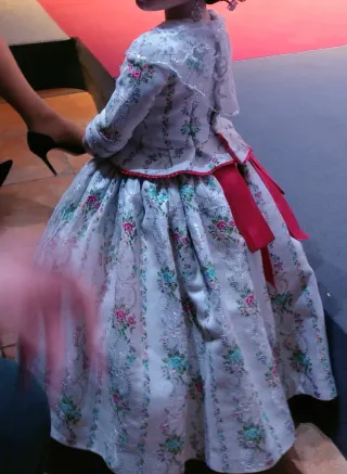 Traje de fallera niña