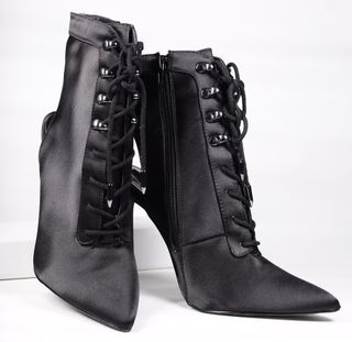 Botines negros de Ante con cordones talla 39