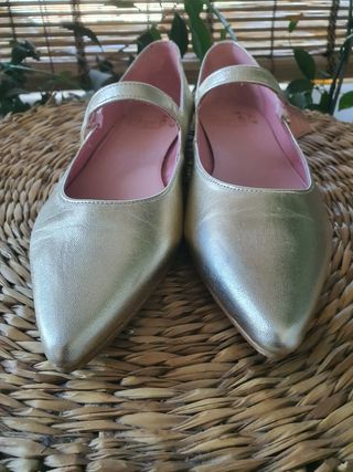 Sabrinas Mary Jane douradas.