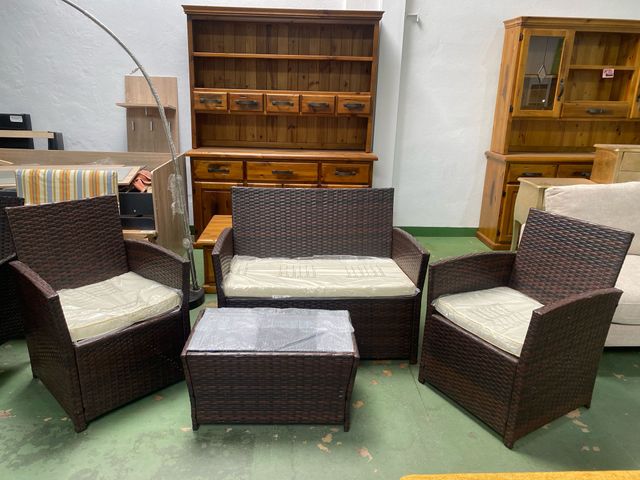 CONJUNTO DE EXTERIOR MARRON NUEVO!