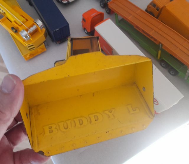 ESCAVATORE GIOCATTOLO BUDDY L