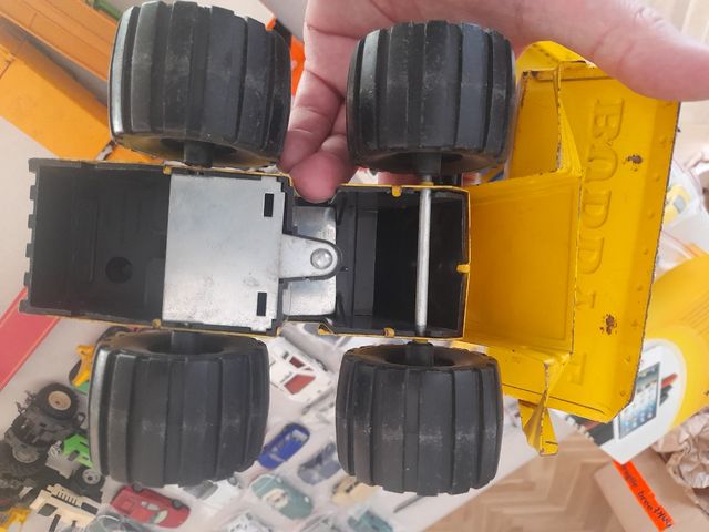 ESCAVATORE GIOCATTOLO BUDDY L