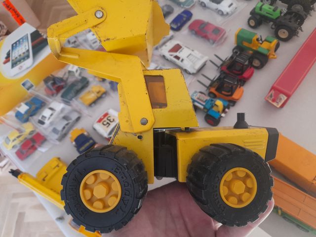 ESCAVATORE GIOCATTOLO BUDDY L