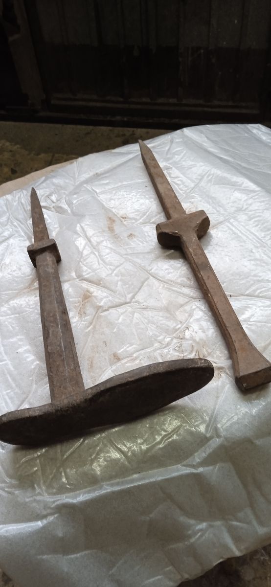 Se vende Llunques antiguos