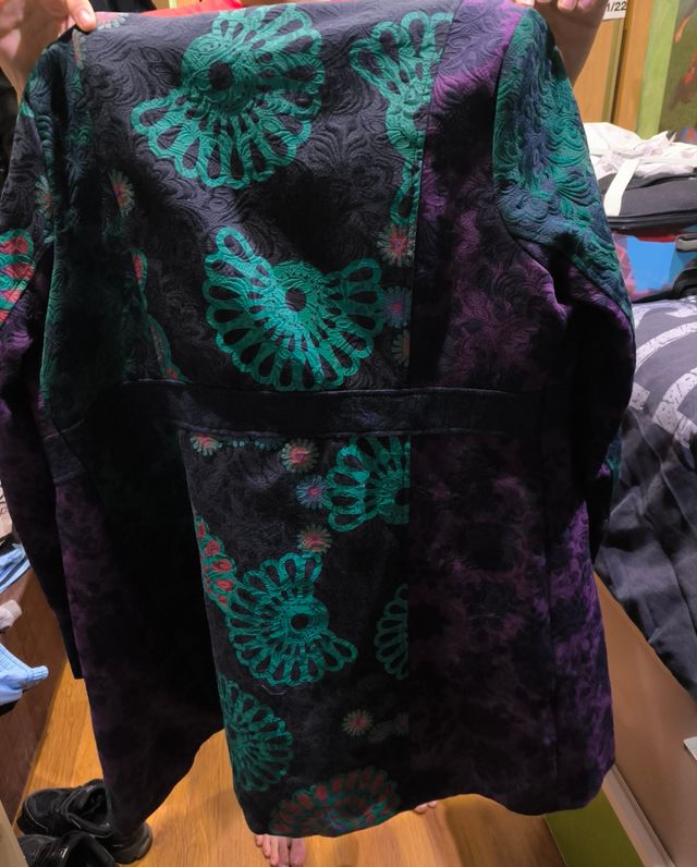 Abrigo estilo desigual