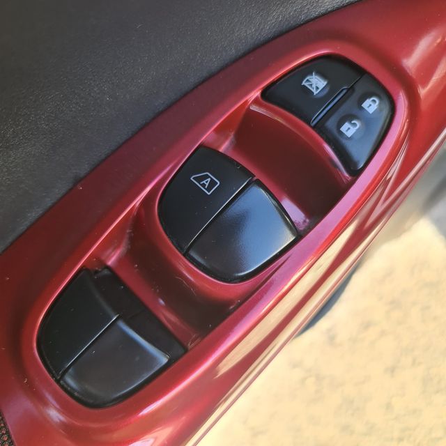 Nissan Juke 1.6i MANUAL